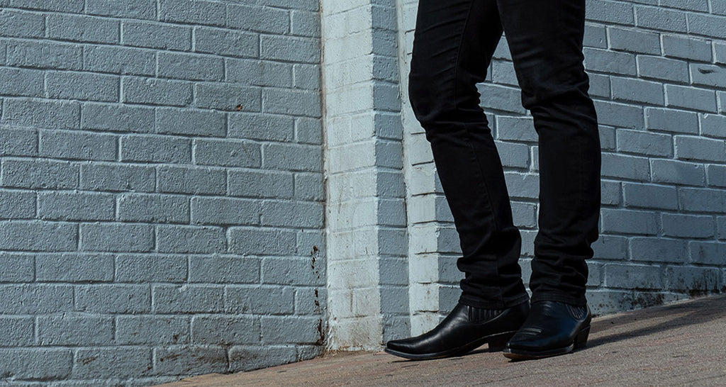 How to Style a Men's Outfit With Chelsea Boots